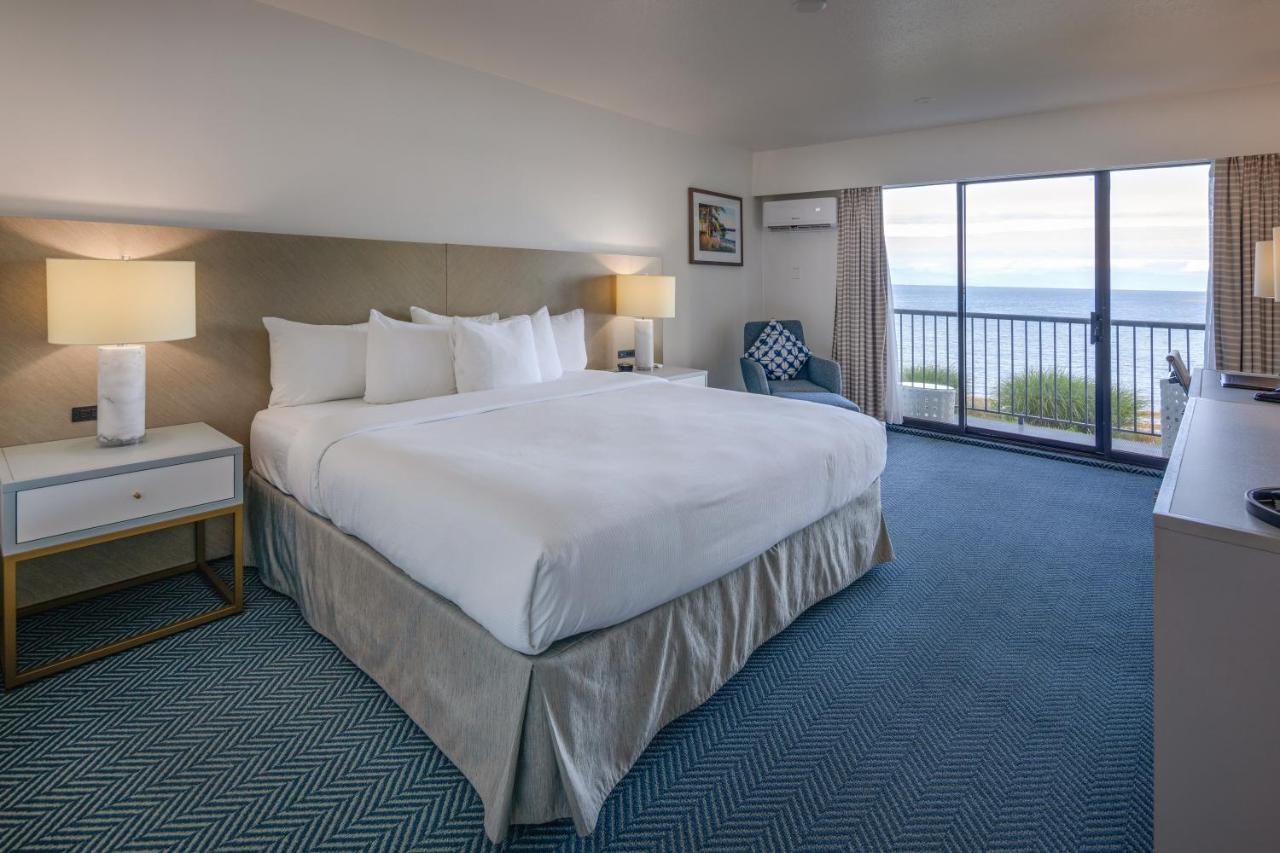 Bayside Oceanfront Resort Parksville Dış mekan fotoğraf