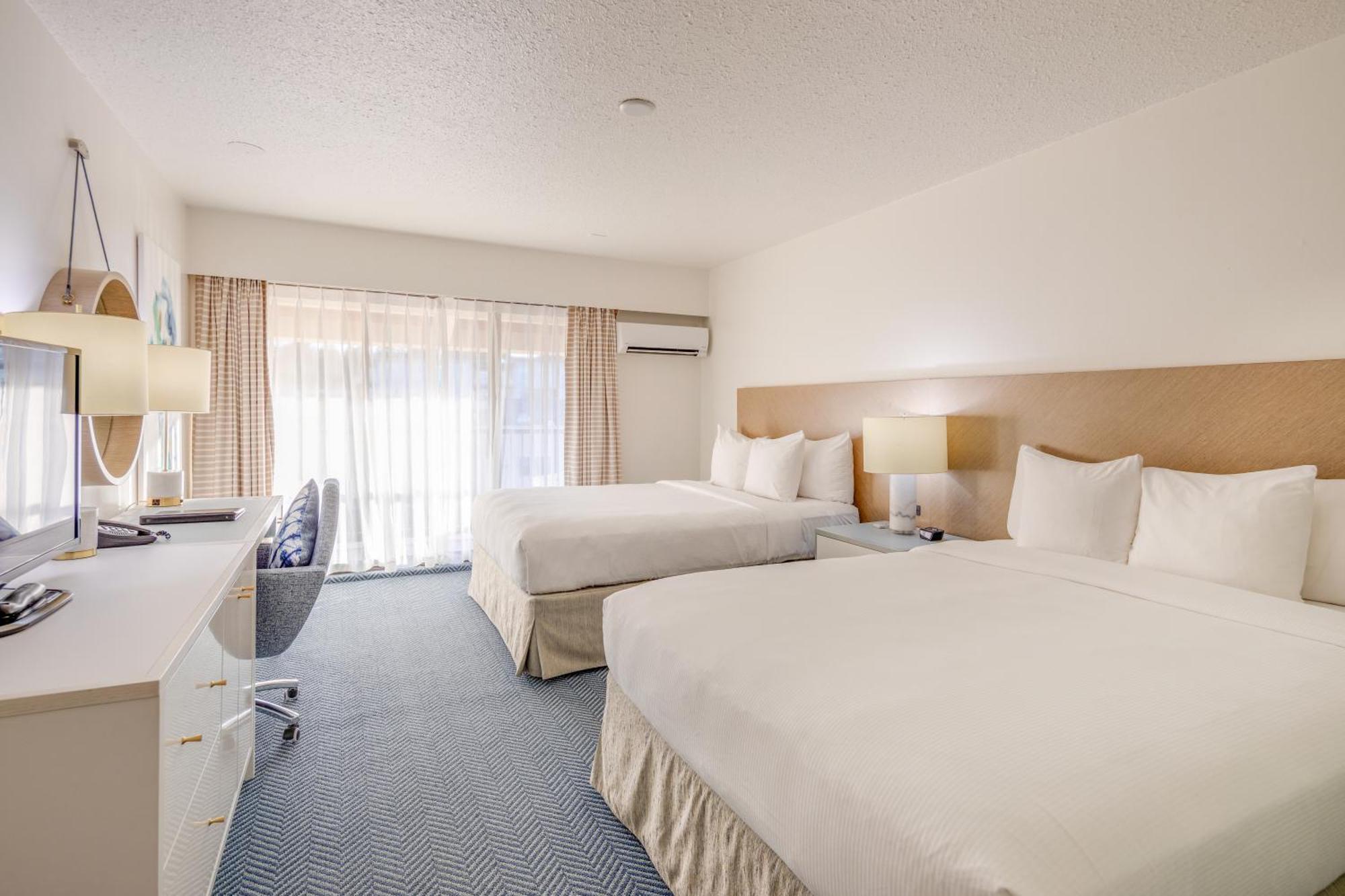 Bayside Oceanfront Resort Parksville Dış mekan fotoğraf