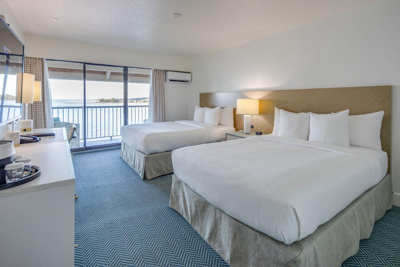 Bayside Oceanfront Resort Parksville Dış mekan fotoğraf