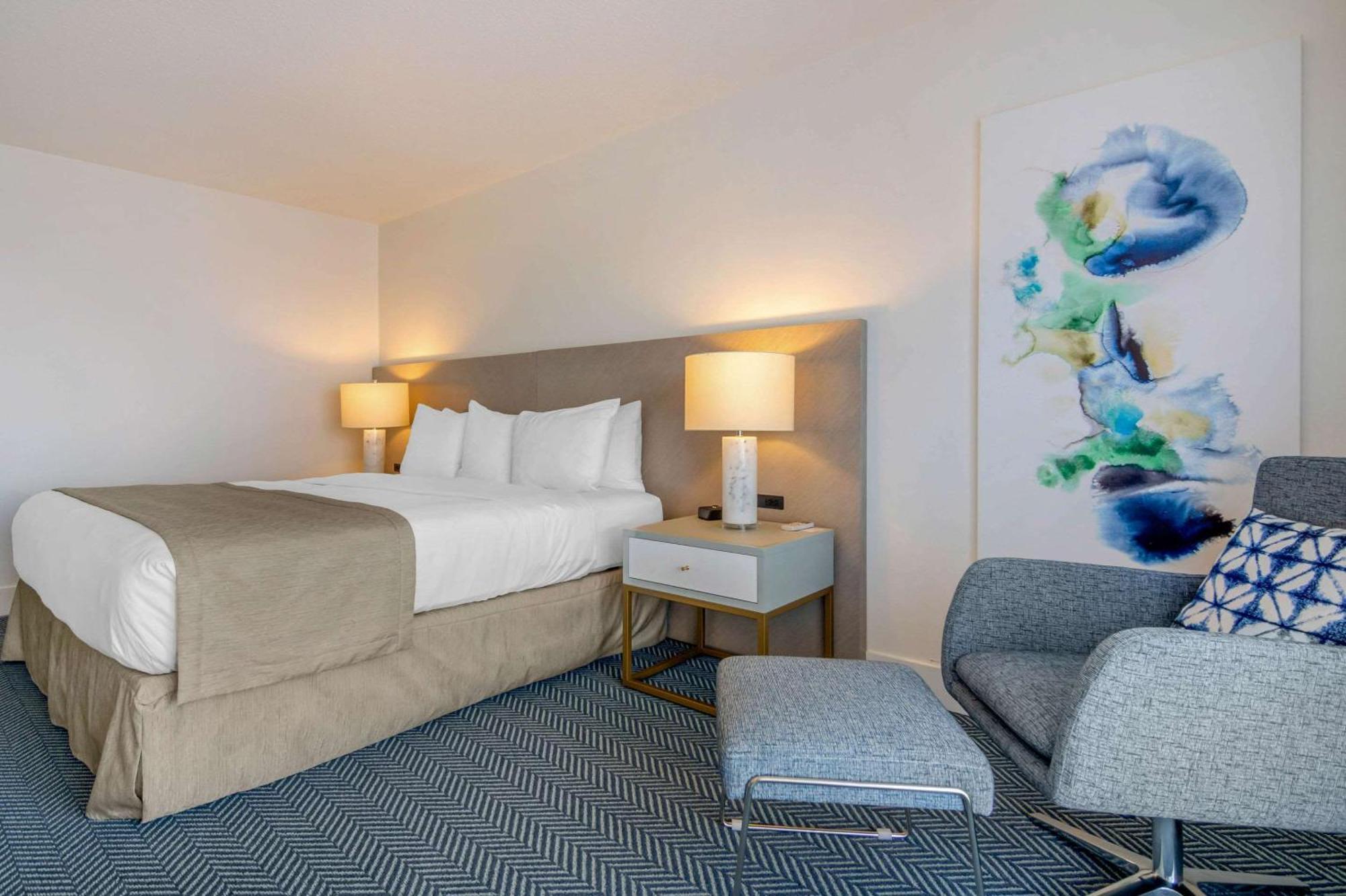 Bayside Oceanfront Resort Parksville Dış mekan fotoğraf